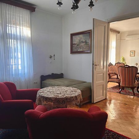 Romantic Villa - Pápa Εξωτερικό φωτογραφία