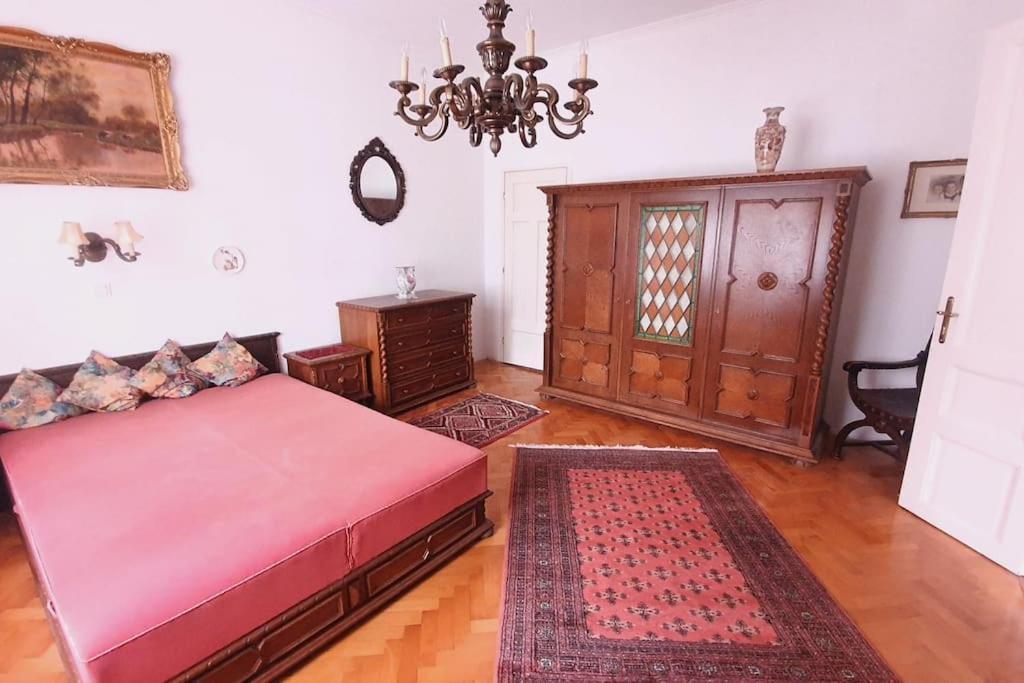 Romantic Villa - Pápa Εξωτερικό φωτογραφία